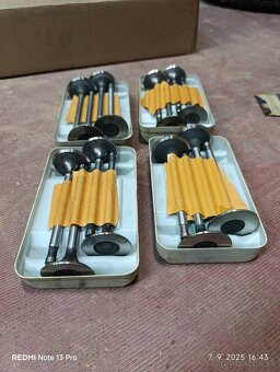 Tatra 148 výfukové ventily - 3