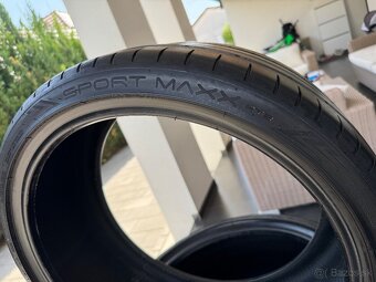 235/35 R19 DUNLOP SPORT MAXX RT2 - 3