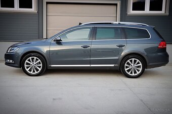 Volkswagen Passat Alltrack 2.0TDI 130kw DSG 4Motion - 3