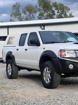 Nissan Navara d22 - 3