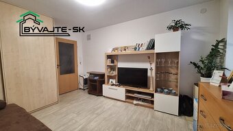 Garsonka 26m2, v tehlovom bytovom dome v Prievidzi na Starom - 3