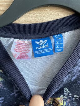 Dámska kvetovaná mikina Adidas Originals “THREE” – veľkosť X - 3