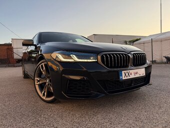 BMW M550i Xdrive 4.4 V8 Twin-turbo 390kw FL v ZÁRUKE - 3