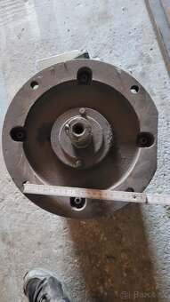 Elektromotory 4 kw 950ot/min a 4 kw 2900 ot/ min - 3