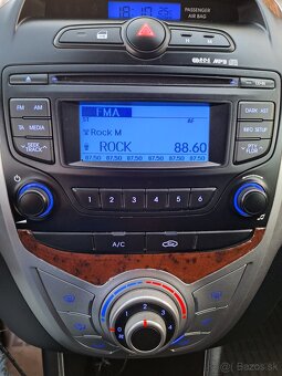 Hyundai ix20, 1.4 benzín, 145000km, XI.2014, garážované - 3