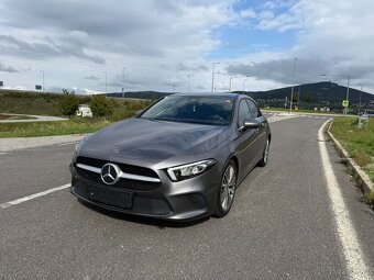 Mecedes Benz A 200d - 3