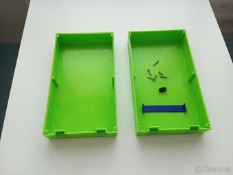 Skrinka na batériu. - 3