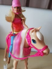 barbie a tancujúci kôň - 3
