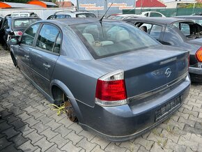 Lacno rozpredám Opel Vectra 2002-2008 na náhradné diely - 3