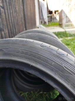 Predám pneumatiky 185/65R15, 235/45R18 - 3