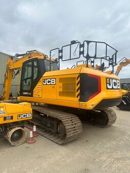 JCB 220X 2021 LC 4F - 3590mth - TOP stav - 3