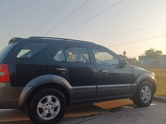 Kia Sorento 2,5 CrDi - 3