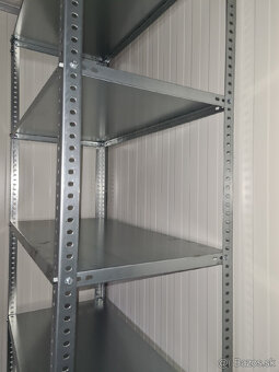Predam robustne kovove skrutkove regale nove - 3