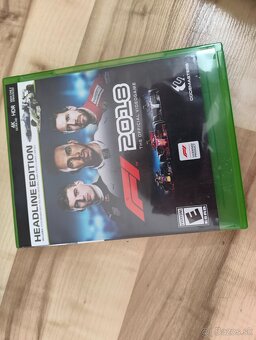 Xbox one x - 3