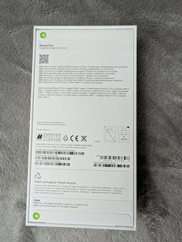 IPhone 17 Pro 256GB, farba Cosmic Orange - 3