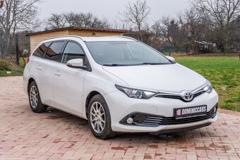 Toyota Auris Touring Sports 1.6 benzín - 3