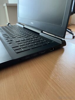 Dell Inspiron 15 Gaming 7567 i7-7700HQ 8GB RAM GTX 1050 Ti - 3