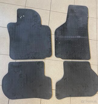- - - 4ks gumené koberce / rohože Škoda Octavia 2 - - - - 3