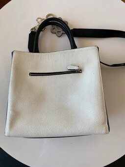 Guess kabelka - 3