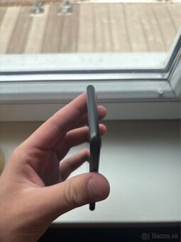 Predám iphone se 2020 čierny ND - 3