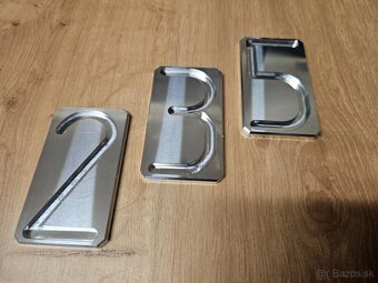 Číslo domu z hliníka, Čísla na dom, číslica - 3