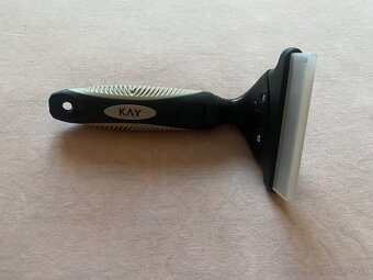 Pršiplášť a hrebeň - 3