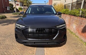 AUDI Čierne lesklé znaky - 3