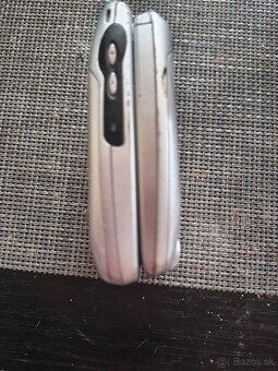 Sony Ericsson Z600 - 3