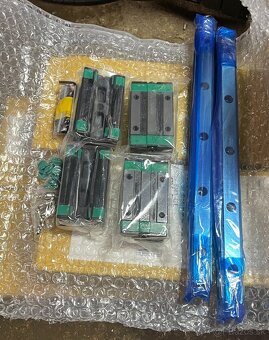 Sada lineárnych vedení a guľových skrutiek pre CNC stroje - 3