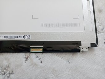 predám 15.6" LED SLIM displej 30pin eDP -- B156HTN03 - 3