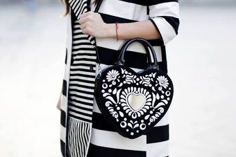 Kúpim kabelku Petra Toth - 3