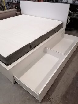 ikea postel - 3