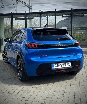 PEUGEOT e208 GT - 3
