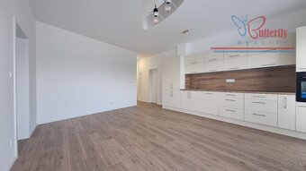 NA PRENÁJOM: 2 izb. byt, 2x balkón, parking, Ulica Svornosti - 3