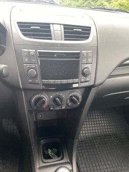 Suzuki Swift najazdene 15000 km - 3