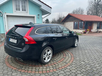 Volvo V60 D6 AWD 2.4 Diesel - 3