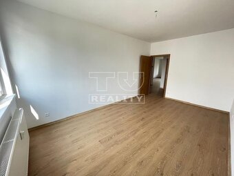 --REZERVOVANÝ-- 3 IZBOVÝ BYT , ZELENÉ VLČINCE, 84m2 - 3