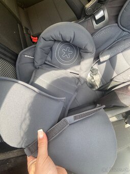KIDDY Evo-luna I-Size 2 + Isofix Base 2 - 3