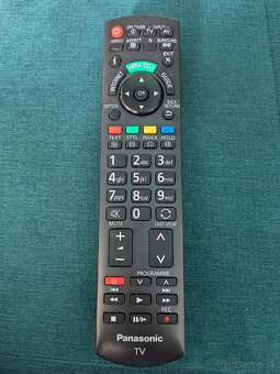 Panasonic TX-L42E5E - 3