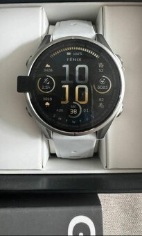Garmin Fenix 8 43 mm AMOLED Silver Whitestone Band - 3
