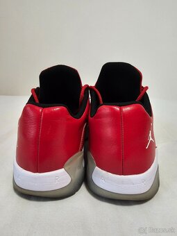 Pánske tenisky Jordan 11 CMFT University red, veľkosť 46 - 3
