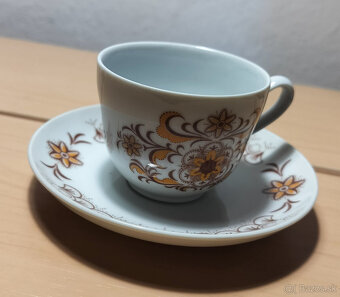 Predám čajový servis z bieleho porcelánu - 3
