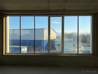 Použité okná rôznych rozmerov - 3