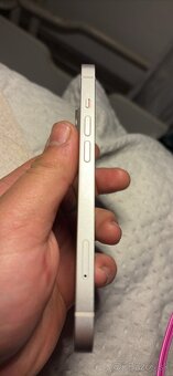 Predám iPhone 13 128GB - 3