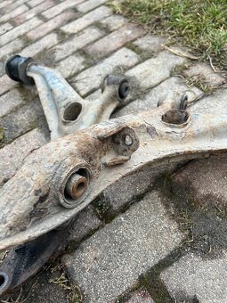 Predné spodné ramená Honda Civic 6 - 3