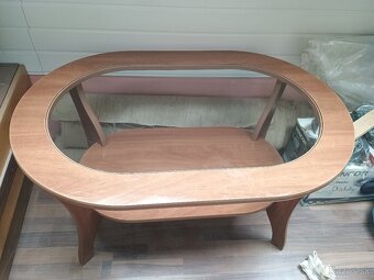 Konferenčný stolík - 3