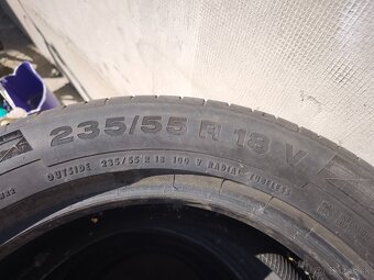 235/55 R18 - 3