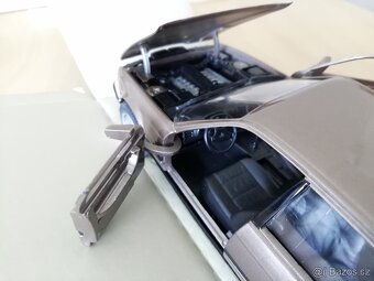 BMW E32 750il - model 1:24 Schabak -doprava v ceně - 3