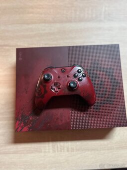 XBOX ONE S 2TB Gears of War Limited Edition - 3