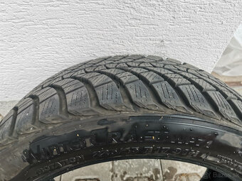 Predám set zimných pneu Kumho WinterCraft WP71 225/45/R17 - 3
